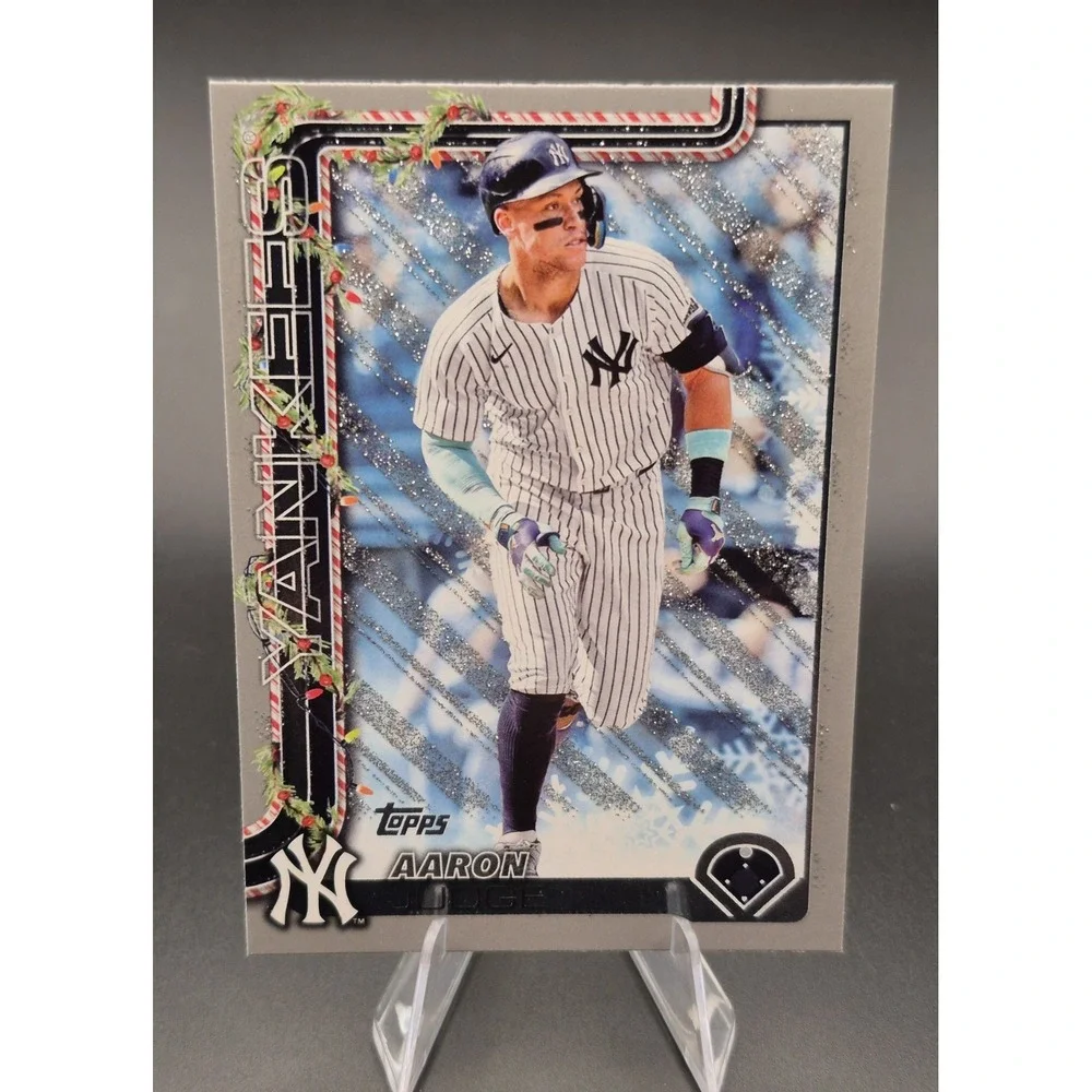 2025 Topps‎ Holiday - Aaron Judge #H161 Holiday Silver Glitter